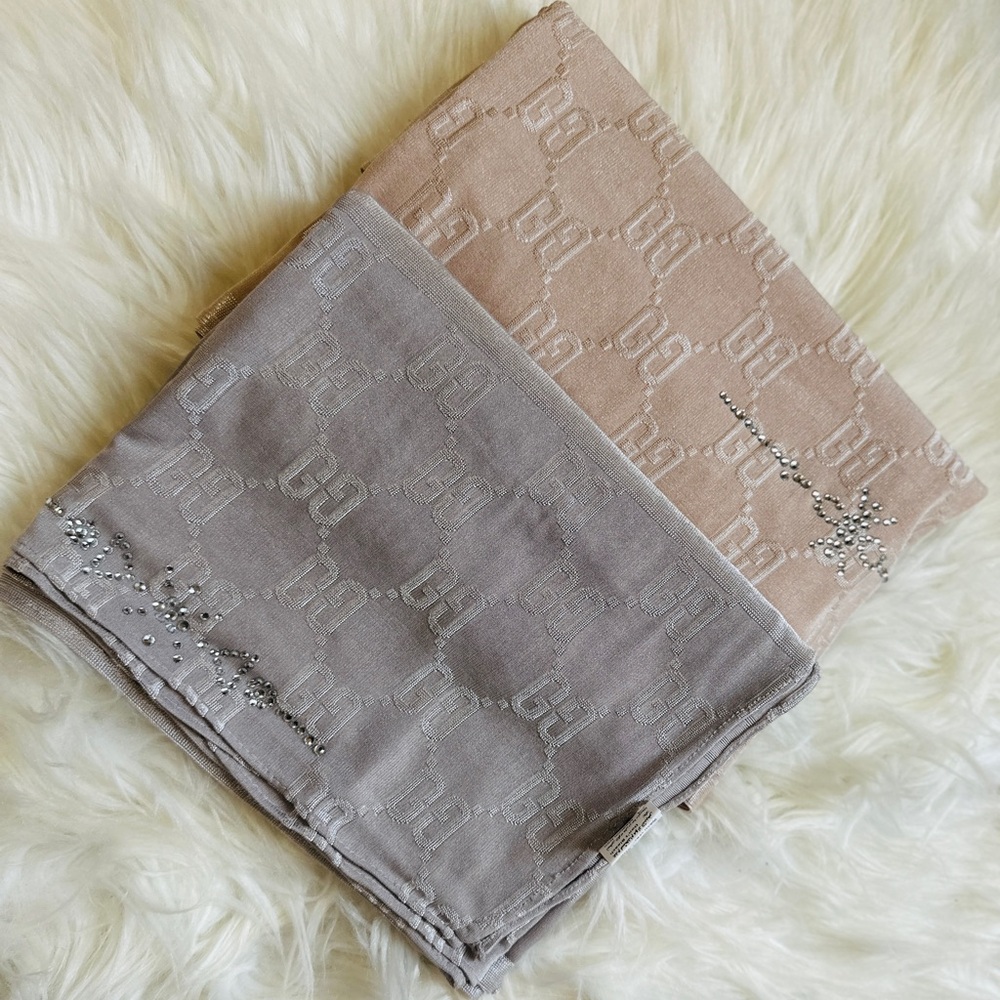 Kuwaiti hijab scarf